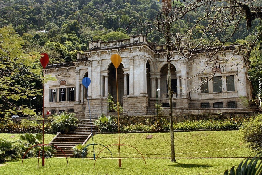 Corcovado Hiking Tour via Parque Lage