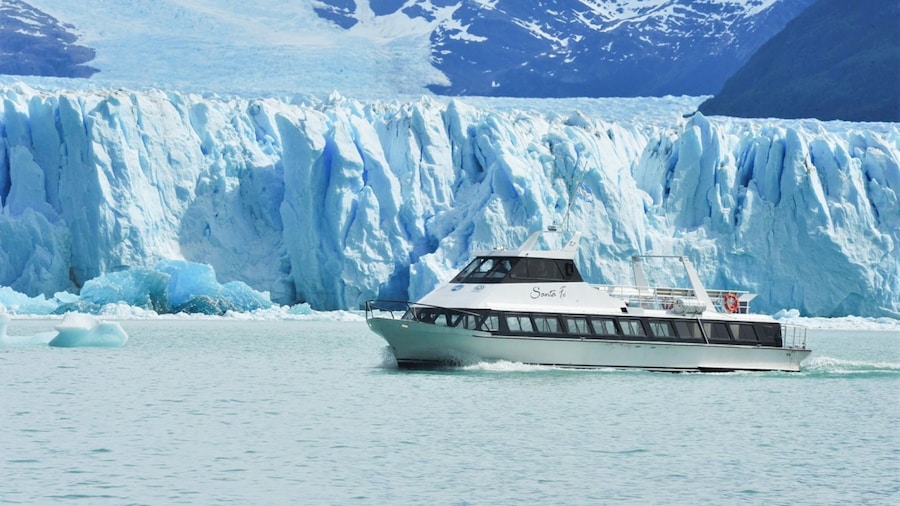 Unesco Jewels: The Famous Perito Moreno Glacier with navigation