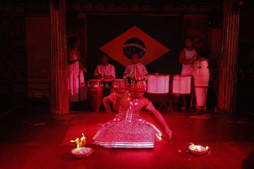 Carregar foto 3 de 10. Bahia by Night Dinner Show