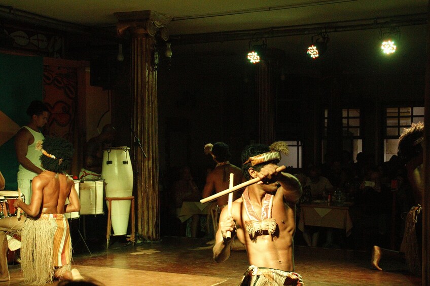 Carregar foto 4 de 10. Bahia by Night Dinner Show