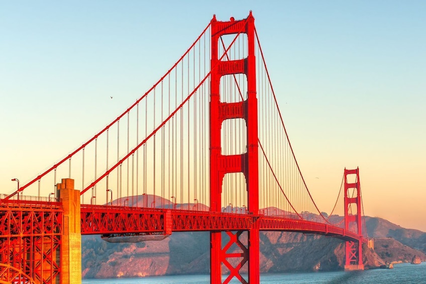 Alcatraz Fisherman's Wharf Golden Gate Express by Deluxe Van