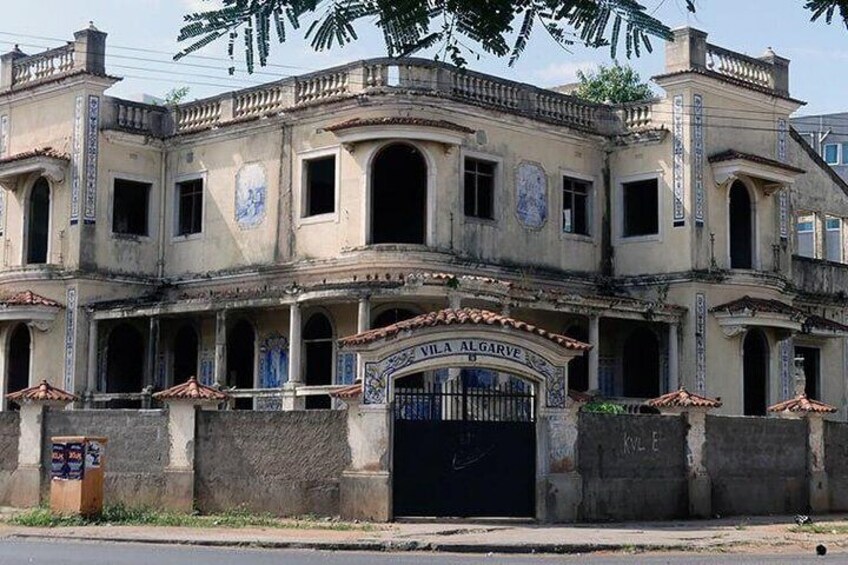 Maputo Art & Architecture Tour | 3 hours
