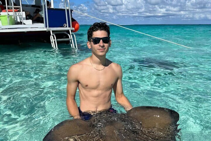 Stingray City Sandbar, Coral Gardens Snorkeling & Starfish Point