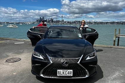 Auckland City Private Tour for Couples. Be chauffeur driven with added extr...