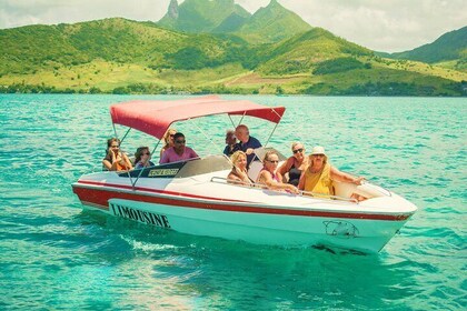 Speedboat Cruise to Ile aux Cerfs incl. GRSE Waterfall, BBQ Lunch & Drinks