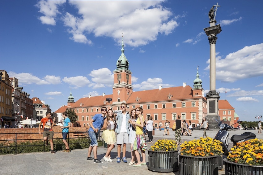Full-Day Warsaw City Tour with private guide & transport