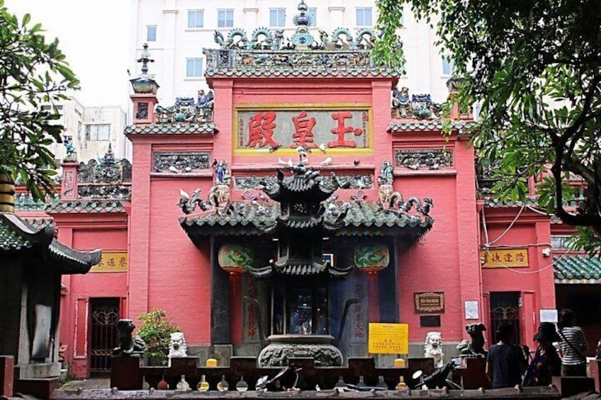 Emperor Jade Pagoda, Ho Chi Minh City