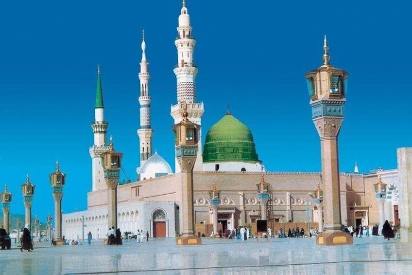 Masjid-e-Nabawi Beautiful and attracting View
