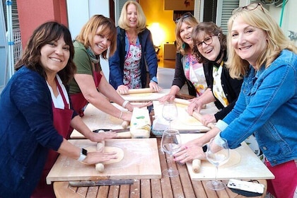 Tuscan Pasta Making Class in Florence with a Local Expert