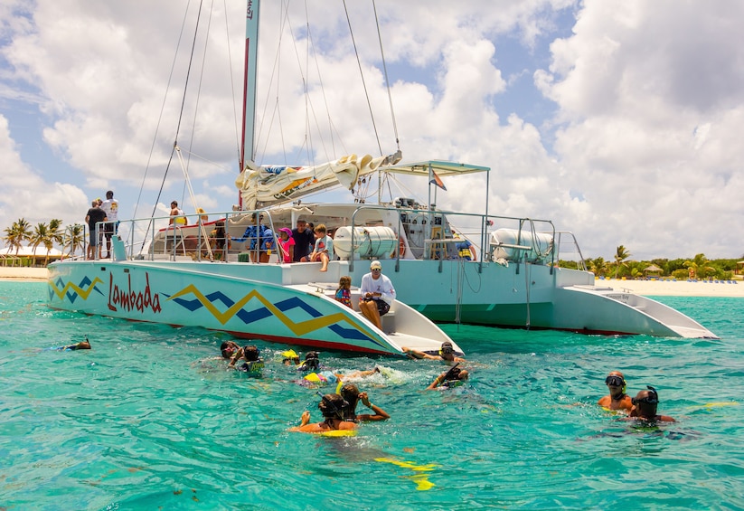 Lambada Sail to Anguilla & Prickly Pear Island