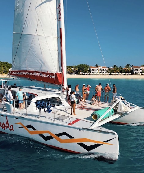 Lambada Sail to Prickly Pear Cays with Lunch