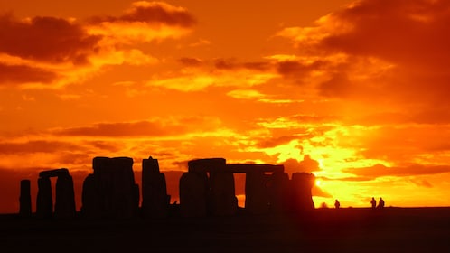Inggris dalam 1 Hari: Stonehenge, Bath, Stratford-upon-Avon & Cotswolds