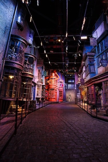 Harry Potter Warner Bros. Studio Tour with Transport from Central London