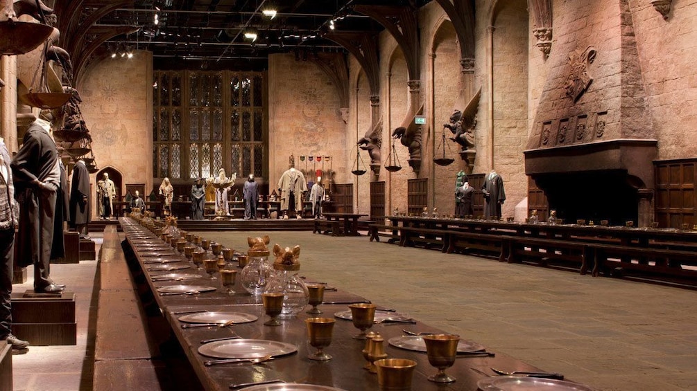 dining hall set of Harry Potter movie in London