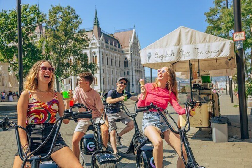 MonsteRoller E-Scooter Rental in Budapest