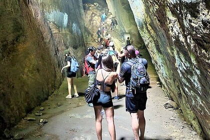 Tijuca Forest Caves and Falls Tour in Rio de Janeiro