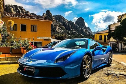 A tour around Porto Cervo Sardinia with supercars (Ferrari & Lamborghini)