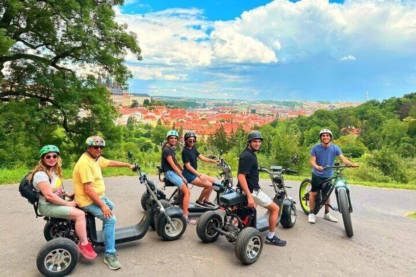 Live-Guided Tour - Trike-Harley Adventure of Prague