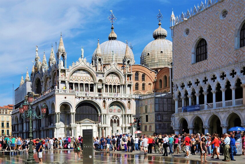 Doge’s Palace & St Mark’s Basilica and Optional Gondola Ride