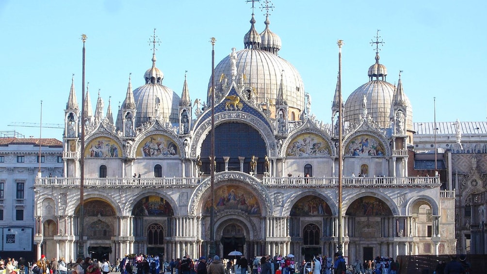 Doge’s Palace & St Mark’s Basilica and Optional Gondola Ride