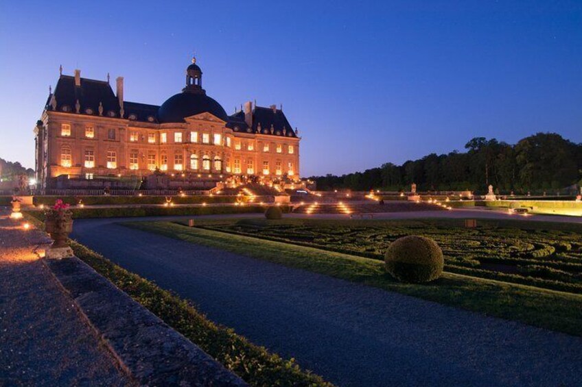 Luxury Evening Dining Experience at Chateau de Vaux-le-Vicomte