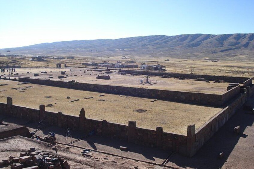 TIWANAKU - The cradle of andean civilizations
