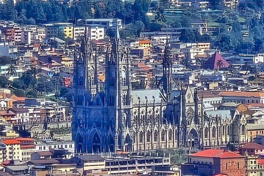 Basilica del Voto Nacional Quito 