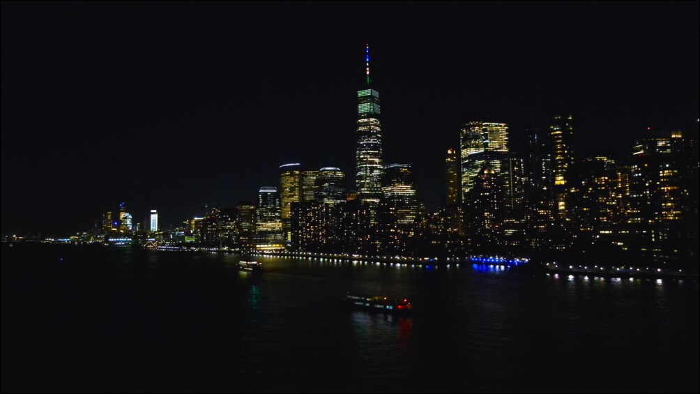 Circle Line: New York Harbor Lights Evening Cruise