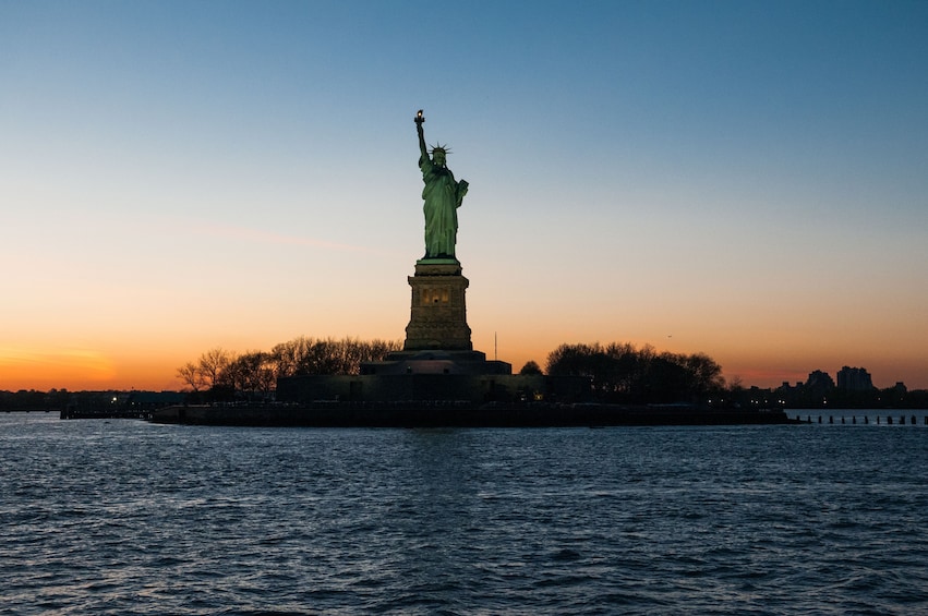 New York Harbor Lights Evening Cruise