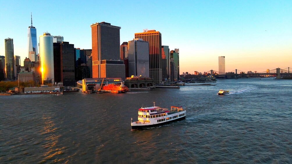 Circle Line: New York Harbor Lights Evening Cruise