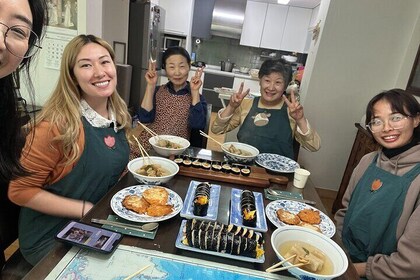 Grandma's Home Cooking Class at Korean House l Seoul