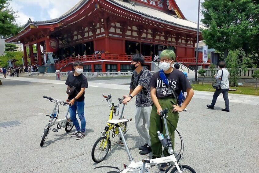 Asakusa Sensoji temple