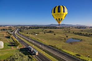 Sunrise Hot Air Ballooning with Breakfast - Greater Brisbane