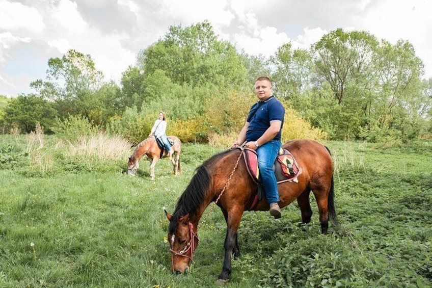 Three hours of horse riding tour from Zubra village to Lviv city and back