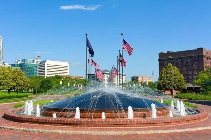 Let’s Roam’s Omaha Scavenger Hunt: The West’s Glorious Gateway!