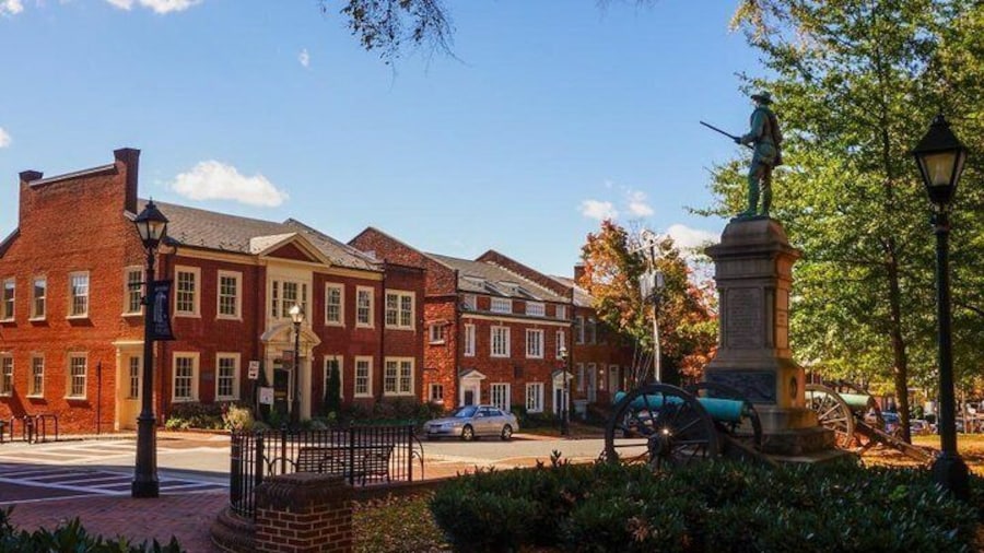 Charlottesville Scavenger Hunt: Centuries of Charlottesville