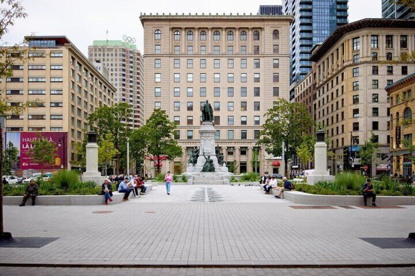 Self Guided Adventure Hunt: Montreal's Cultural Wonders