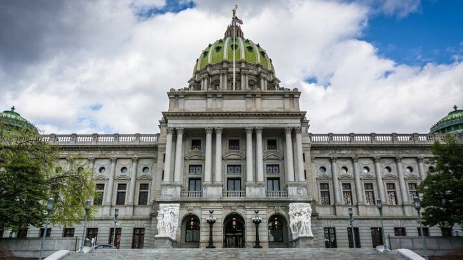Harrisburg Scavenger Hunt: Capitol Reflections