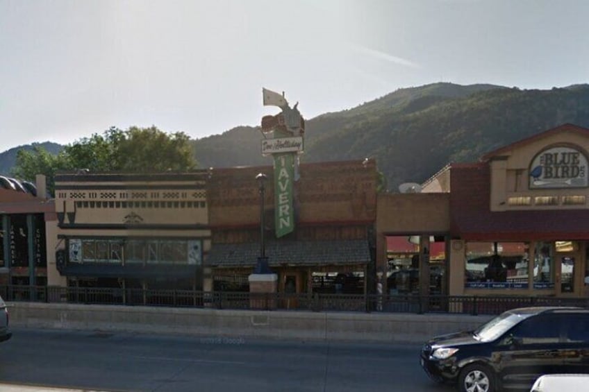 Glenwood Springs Scavenger Hunt: Glenwood Springs Hospitality Hunt