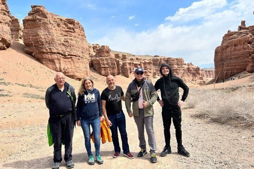 Charyn Canyon 1 Day tour