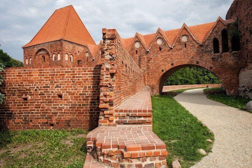 Torun: Copernicus Trail and Old Town Private Walking Tour