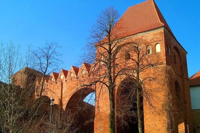 Torun: Copernicus Trail and Old Town Private Walking Tour