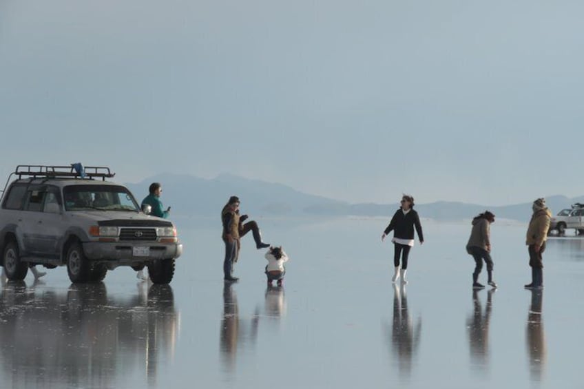 Uyuni: Starlight + Sunrise tour