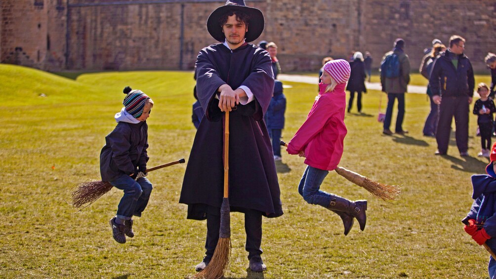 Playing witches in Edinburgh