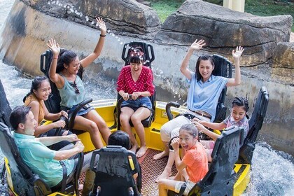 Dream World "Super Visa" Ticket with Hotel Pick Up and Lunch