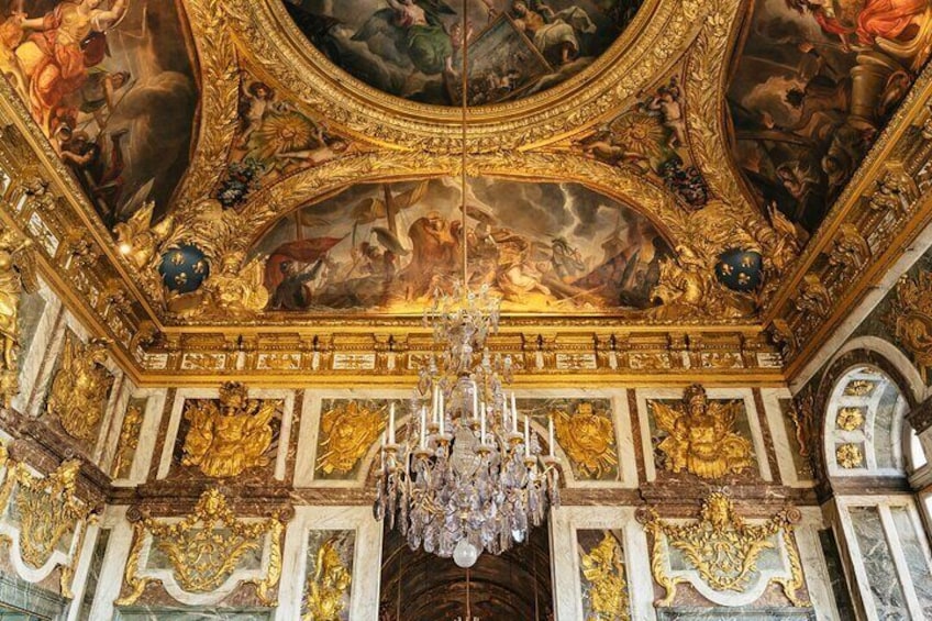 Versailles Palace & Gardens Guided Tour