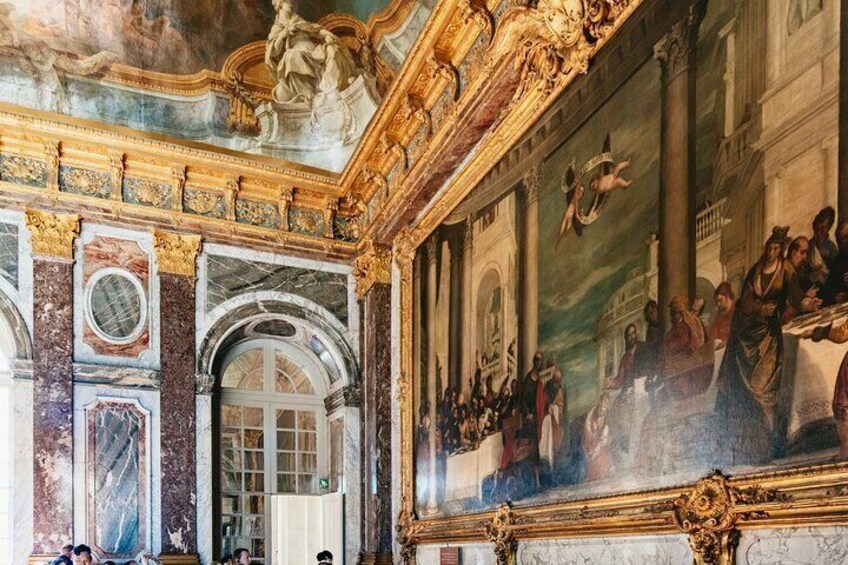 Versailles Palace & Gardens Guided Tour