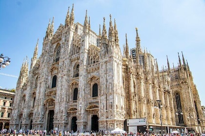 Architectural Milan: Private Tour with a Local Expert