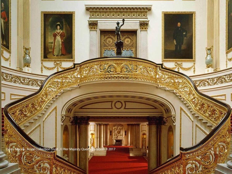 Buckingham Palace Ticket & Changing of the Guard Guided Tour