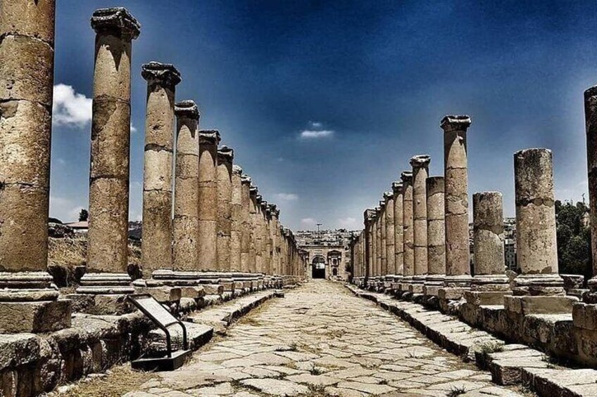 Private Half Day Tour to Jerash from Amman, Dead Sea or Airport